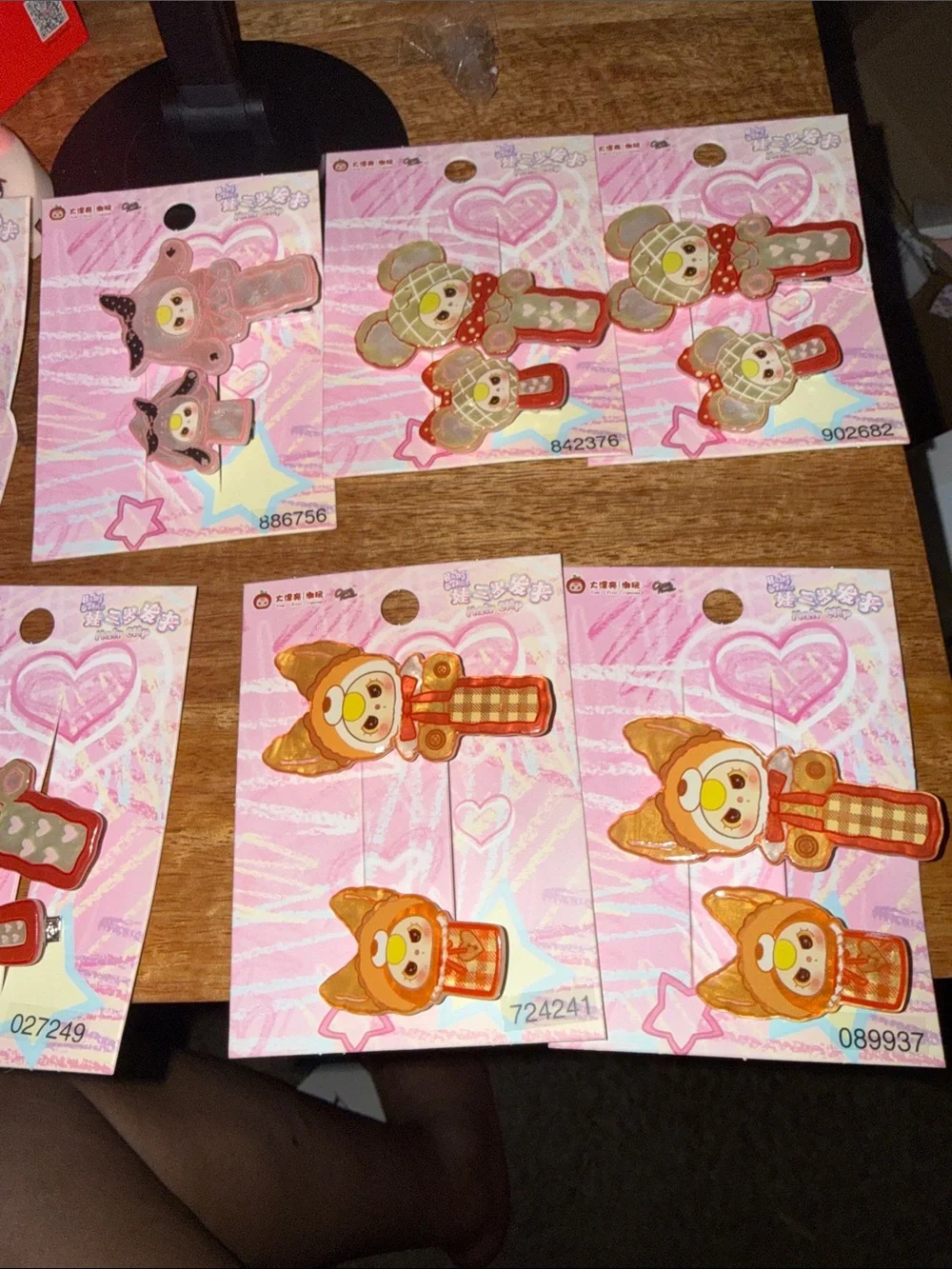 Baby 3 Confirmed Hair Clips - Picture 3 of 4